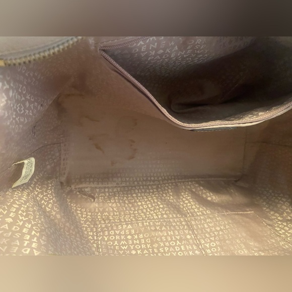 Cream Kate Spade Bag w/ Matching Wallet - Picture 5 of 10